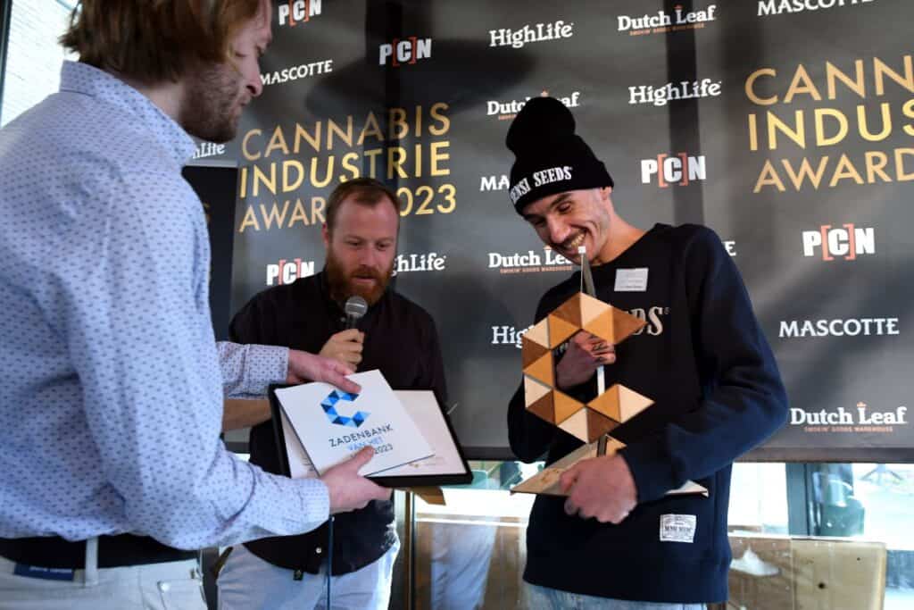 Cannabis Industrie Awards 2023 Zadenbank van het Jaar Sensi Seeds