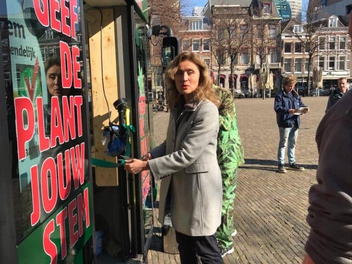 Vera Bergkamp initiatiefwet d66 wietwet staatswiet achterdeur coffeeshops regulering