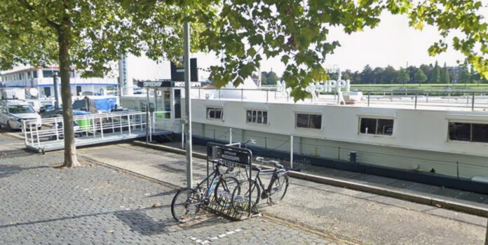 Coffeeshopboot Mississippi in Maastricht