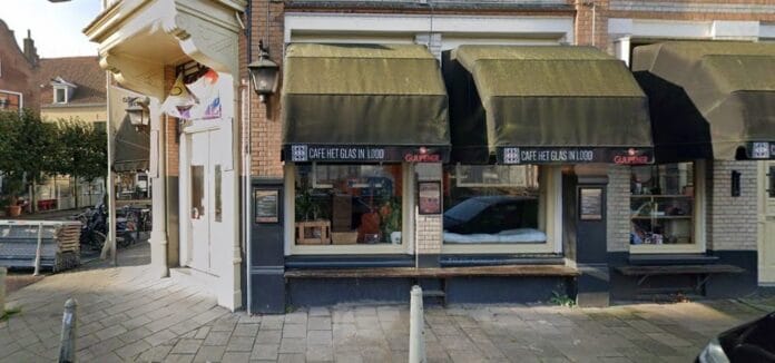 Glas in lood nieuwe coffeeshop Deventer Glas in lood nieuwe coffeeshop Deventer